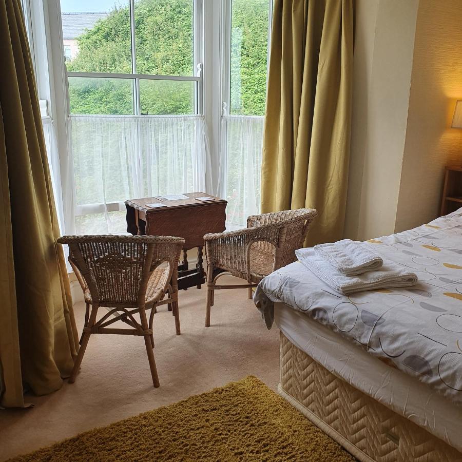 Pendyffryn Manor Bed & Breakfast Little Haven Kültér fotó