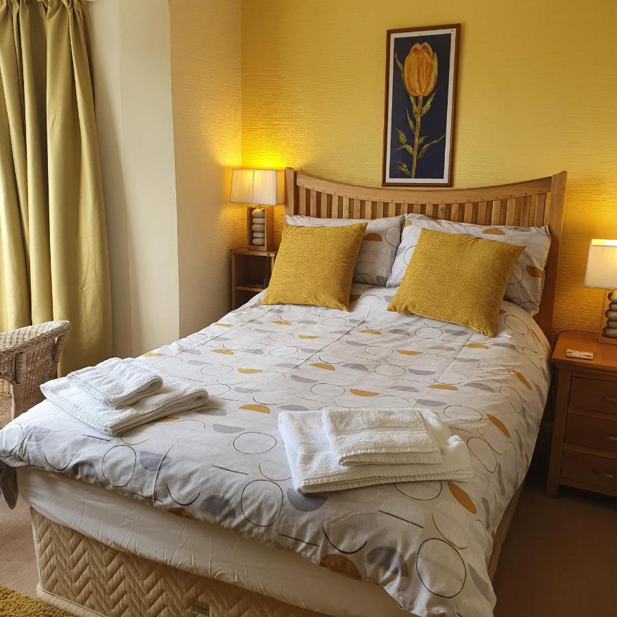 Pendyffryn Manor Bed & Breakfast Little Haven Kültér fotó