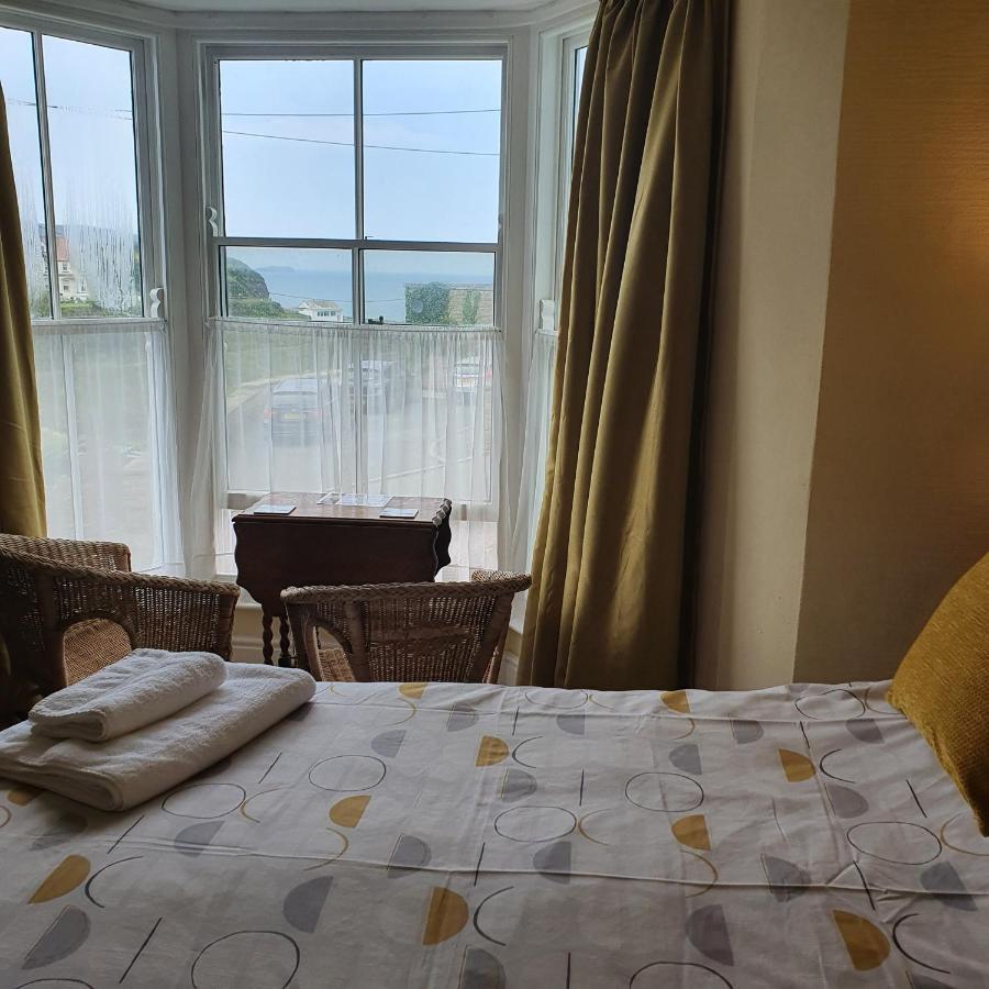Pendyffryn Manor Bed & Breakfast Little Haven Kültér fotó