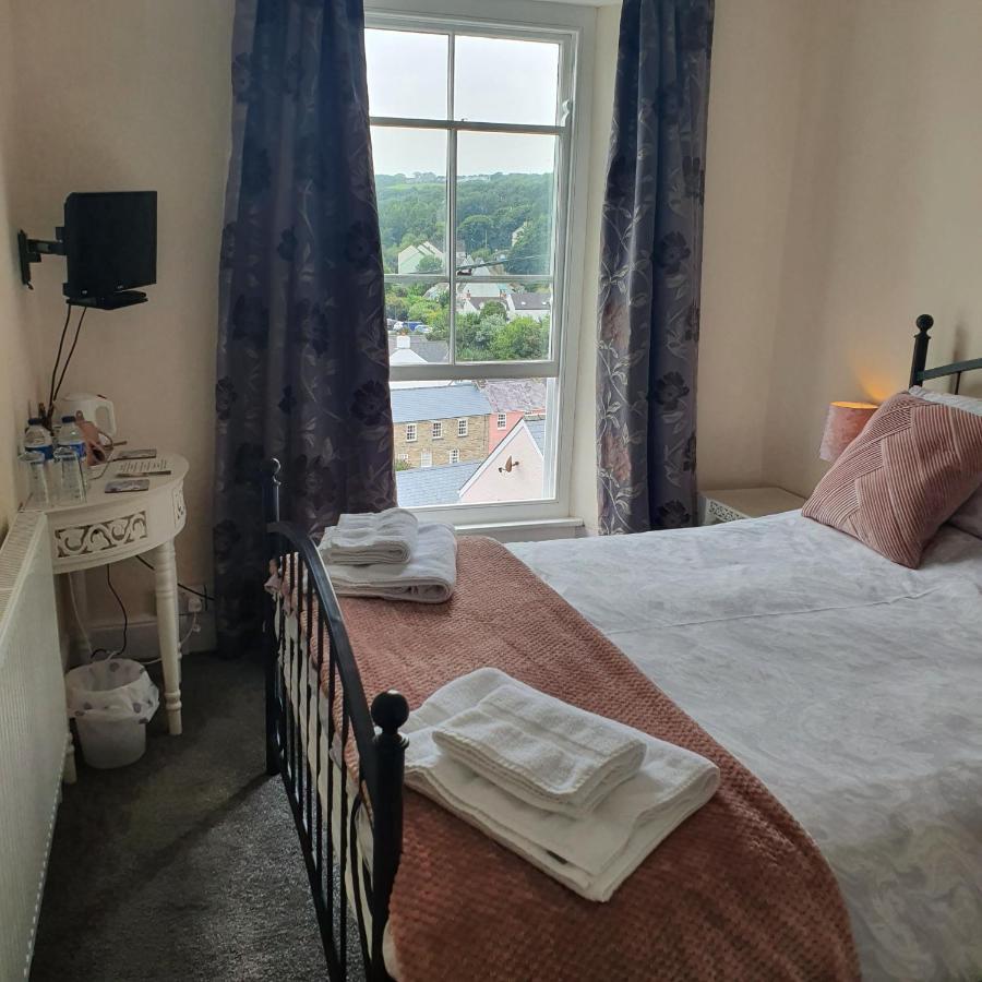 Pendyffryn Manor Bed & Breakfast Little Haven Kültér fotó