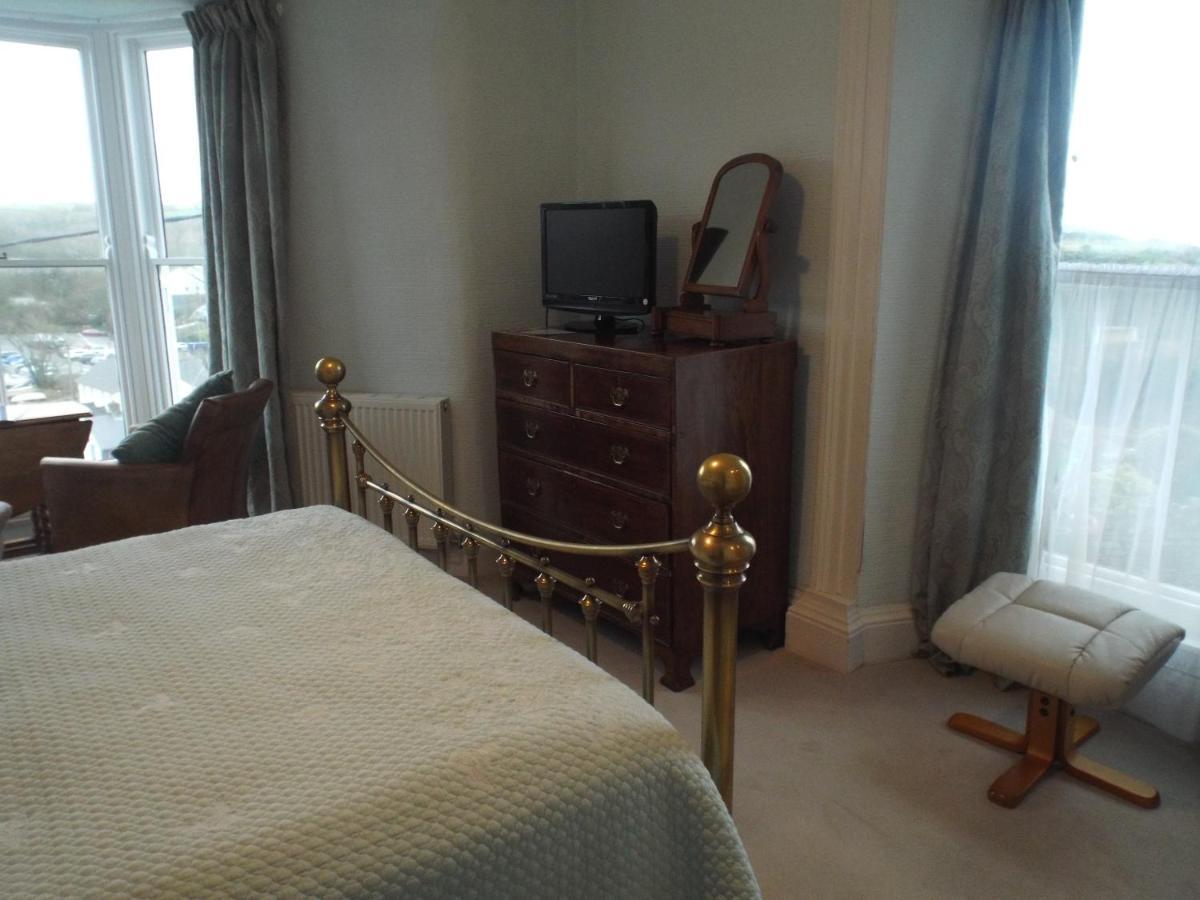 Pendyffryn Manor Bed & Breakfast Little Haven Kültér fotó